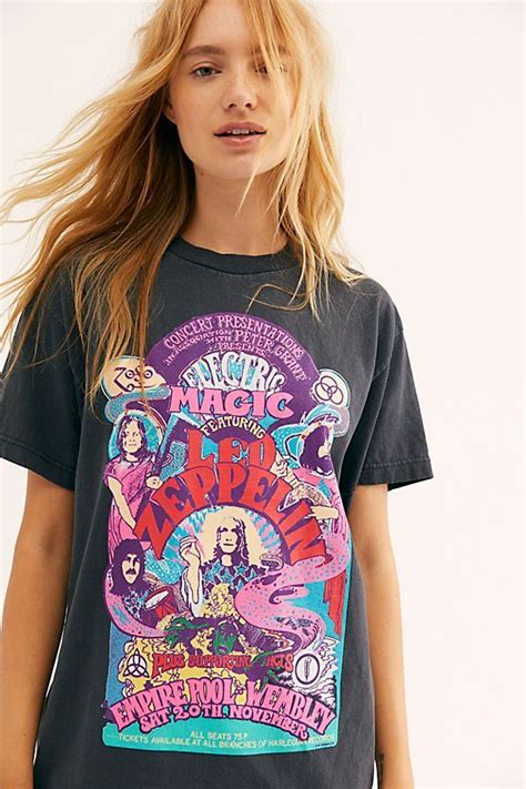 Witch woman t shirt